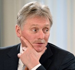 Кремль не комментирует нападение на Волкова, но призывает Науседу уважать Путина