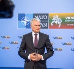 Президент Литвы: ротацией ПВО в регионе будет заниматься НАТО, а не сами страны в отдельности