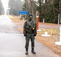 СОГГЛ: на границе Литвы с Беларусью развернули 18 нелегальных мигрантов