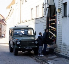 Утром в воскресенье - подожжена дверь Минобороны  Литвы (дополнено)