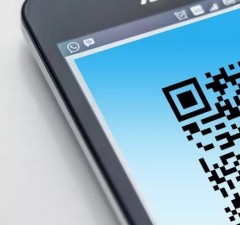 Хотите работать с детьми? Предъявите QR-код