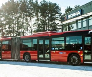 В Вильнюсе – 50 новых трехосных автобуса «Scania»