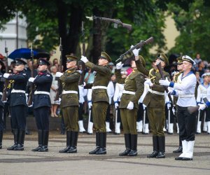 В Литве отмечают День государства