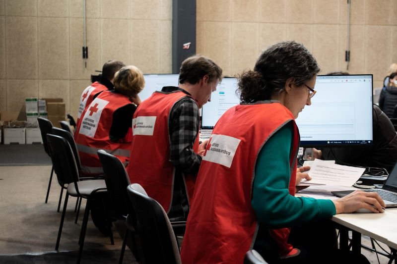 Красный Крест Литвы открывает собственную телефонную линию гуманитарной помощи