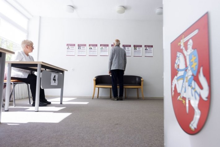 В Литве во втором туре президентских выборов началось голосование на дому
