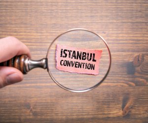 Опрос: Ратификацию Стамбульской конвенции поддерживают 40% жителей Литвы